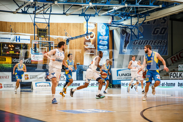 Basketball, bet-at-home Basketball Superliga 2020/21, Platzierungsrunde, 8. Runde, Oberwart Gunners, SKN St. Pölten, Nigel Pruitt (11)