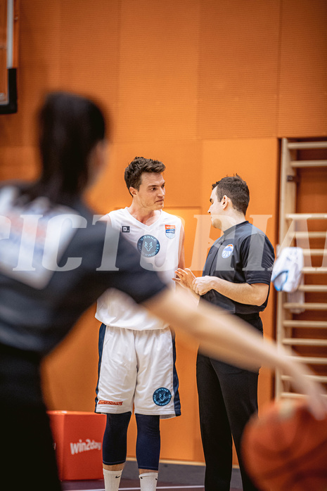 Basketball, Win2Day Superliga 2022/23, Grunddurchgang 2.Runde, Vienna D.C. Timberwolves, UBSC Raiffeisen Graz, Philipp D’Angelo (9)