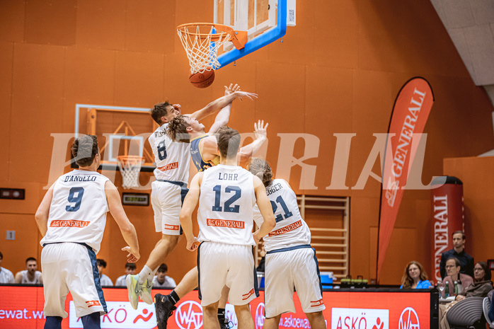 Basketball, Win2Day Superliga 2022/23, Grunddurchgang 2.Runde, Vienna D.C. Timberwolves, UBSC Raiffeisen Graz, Elias Wlasak (8), Lukas Simoner (12)