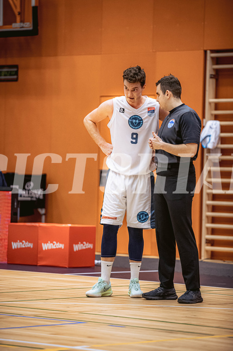 Basketball, Win2Day Superliga 2022/23, Grunddurchgang 2.Runde, Vienna D.C. Timberwolves, UBSC Raiffeisen Graz, Philipp D’Angelo (9)