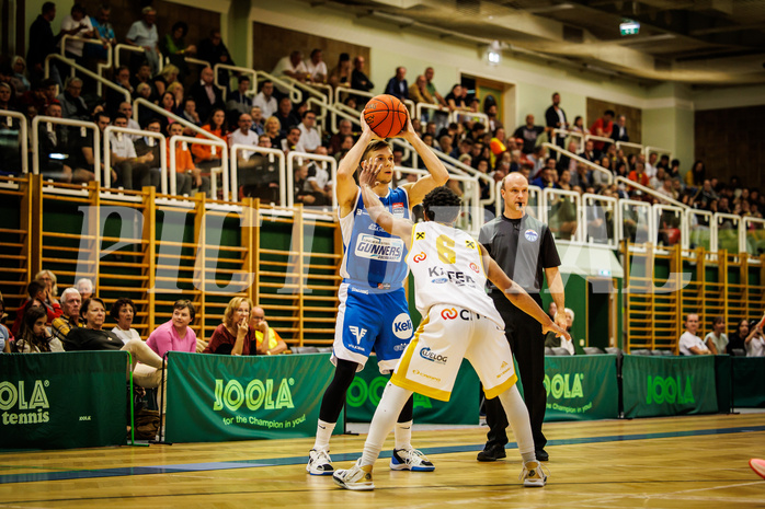 Basketball, win2day Basketball Superliga 2022/23, Grunddurchgang 1.Runde, Fürstenfeld Panthers, Oberwart Gunners, Jonathan Knessl (12)