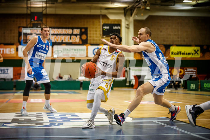 Basketball, win2day Basketball Superliga 2022/23, Grunddurchgang 1.Runde, Fürstenfeld Panthers, Oberwart Gunners, Steve Robinson Jr. (6)
