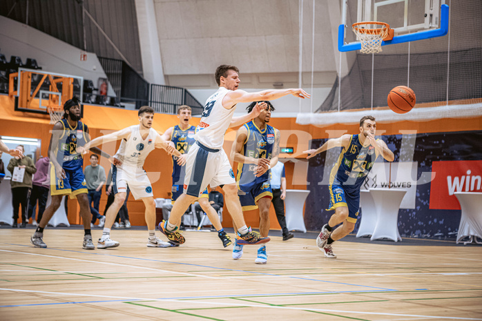 Basketball, Win2Day Superliga 2022/23, 6. Qualifikationsrunde, Vienna Timberwolves, UBSC Graz, Jonas John (99)