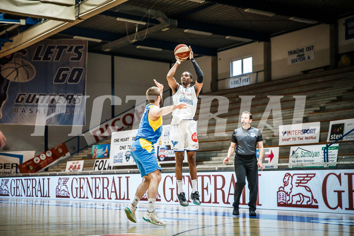 Basketball, bet-at-home Basketball Superliga 2020/21, Viertelfinale Spiel 1, Oberwart Gunners, SKN St. Pölten, Nigel Pruitt (11)