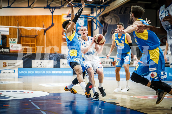 Basketball, bet-at-home Basketball Superliga 2020/21, Viertelfinale Spiel 1, Oberwart Gunners, SKN St. Pölten, Sebastian Käferle (7)