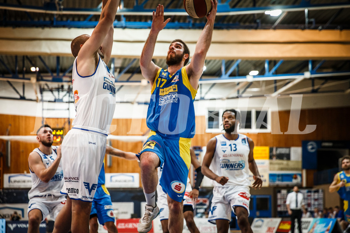 Basketball, bet-at-home Basketball Superliga 2020/21, Viertelfinale Spiel 1, Oberwart Gunners, SKN St. Pölten, Jakob Wonisch (17)
