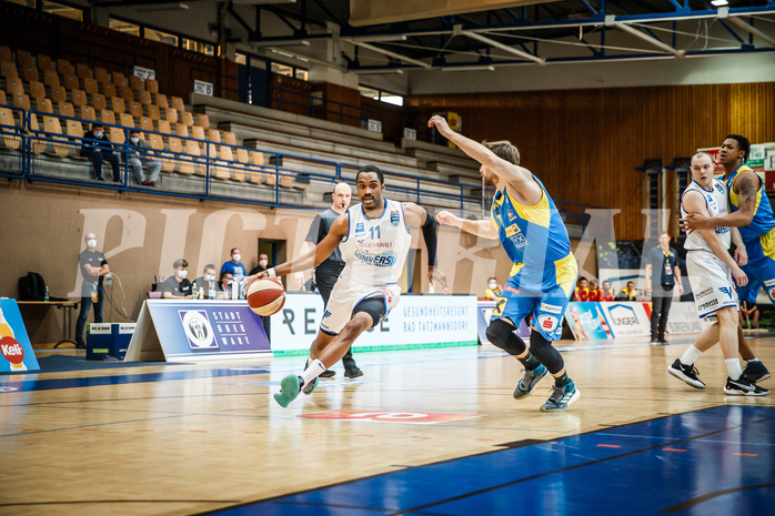 Basketball, bet-at-home Basketball Superliga 2020/21, Viertelfinale Spiel 1, Oberwart Gunners, SKN St. Pölten, Nigel Pruitt (11)