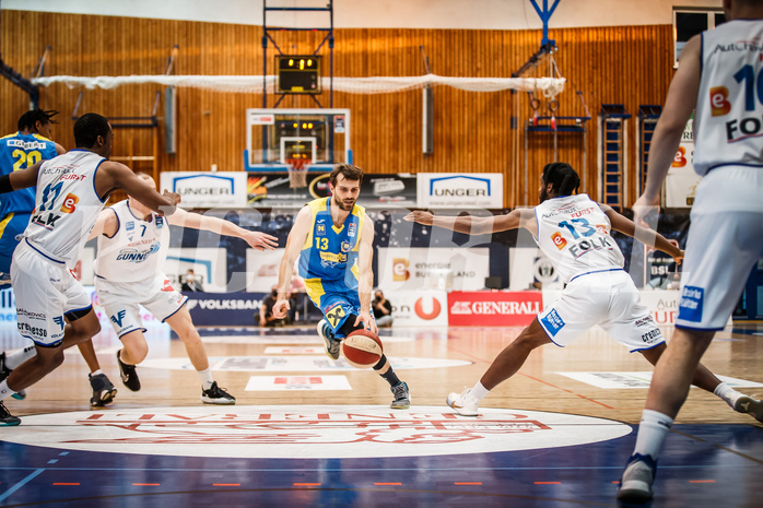 Basketball, bet-at-home Basketball Superliga 2020/21, Viertelfinale Spiel 1, Oberwart Gunners, SKN St. Pölten, Lukas Böck (13)