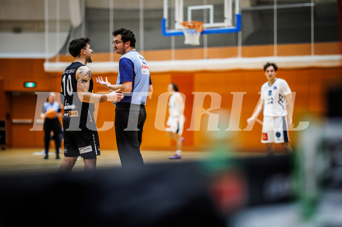 Basketball, Basketball Zweite Liga 2024/25, Grunddurchgang 11.Runde, Vienna Timberwolves, Mattersburg Rocks, Julian Alper (10), Schiedsrichter