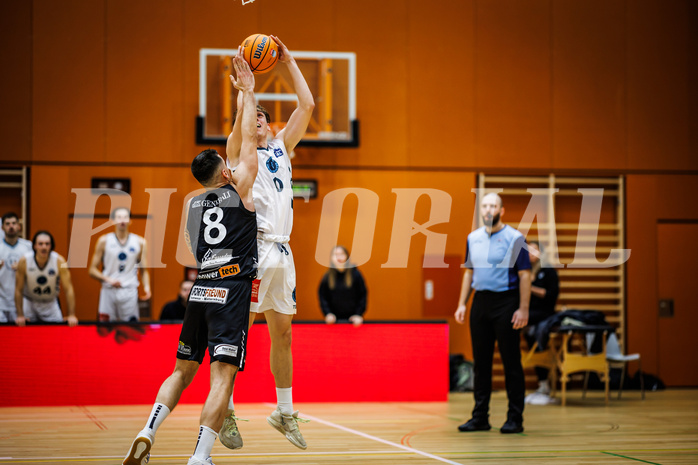 Basketball, Basketball Zweite Liga 2024/25, Grunddurchgang 11.Runde, Vienna Timberwolves, Mattersburg Rocks, Petar Zivkovic (8), Valentin Siegmund (0)