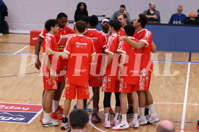 08.12.2024, Graz, Raiffeisen Sportpark Graz, Basketball Superliga 2024/25, Grunddurchgang, Runde 11, UBSC Raiffeisen Graz - Arkadia Traiskirchen Lions