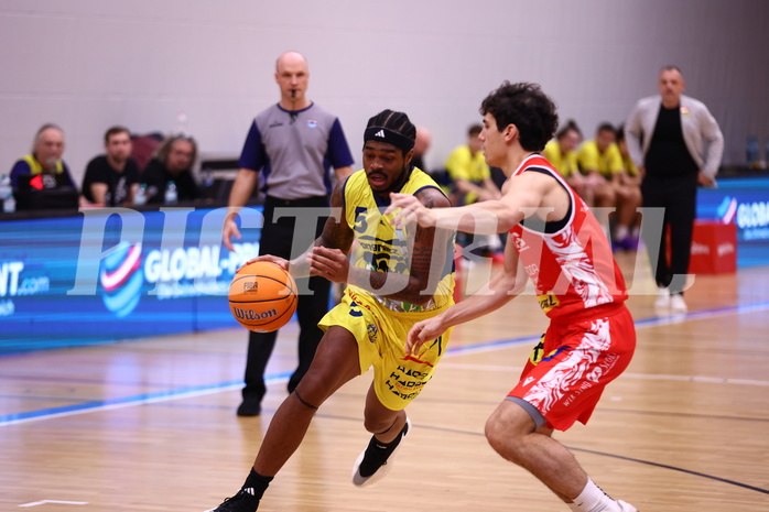 08.12.2024, Graz, Raiffeisen Sportpark Graz, Basketball Superliga 2024/25, Grunddurchgang, Runde 11, UBSC Raiffeisen Graz - Arkadia Traiskirchen Lions
