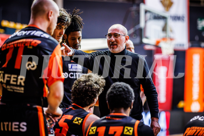Basketball, Win2Day Superliga 2023/24, 2. Qualifikationsrunde, BC Vienna, Fürstenfeld Panthers, Flavio Priulla (Head Coach)