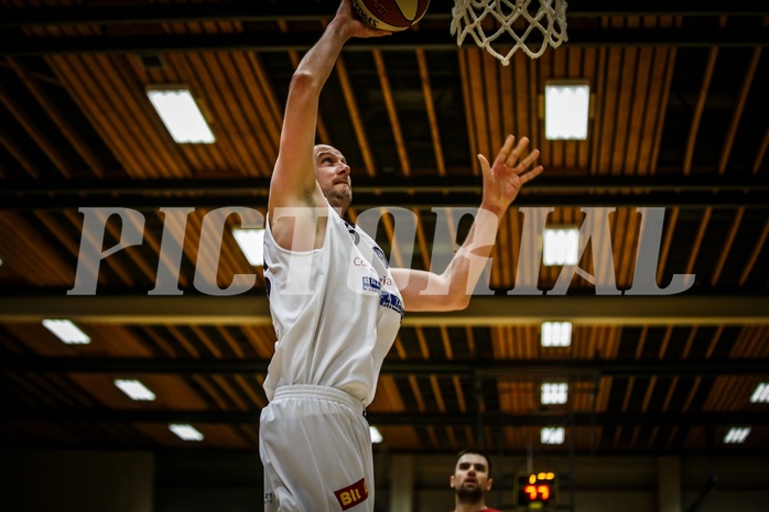 Basketball, 2.Bundesliga, Grunddurchgang 2.Runde, Mattersburg Rocks, Villach Raiders, Corey HALETT (16)