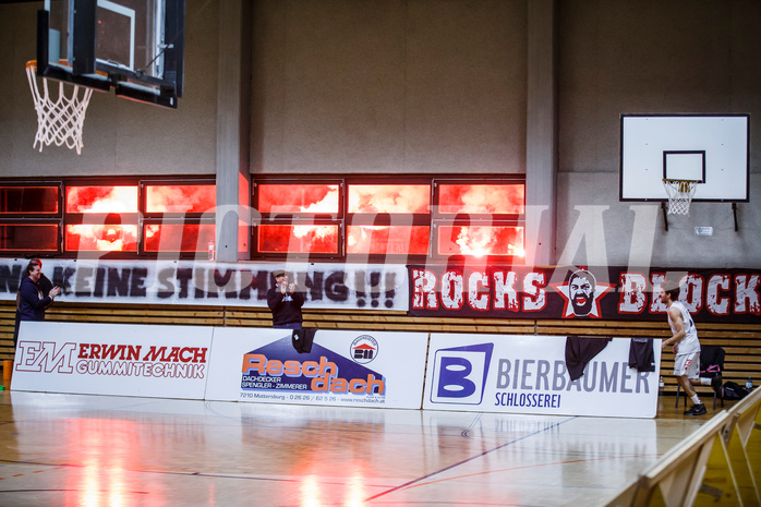 Basketball, Basketball Zweite Liga, Grunddurchgang 9.Runde, Mattersburg Rocks, Dornbirn Lions, Rocks Block Action