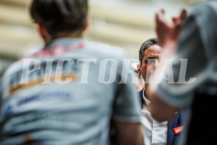 Basketball, Win2Day Superliga 2023/24, 3. Qualifikationsrunde, Vienna Timberwolves, Kapfenberg Bulls, Antonio Herrera (Head Coach)