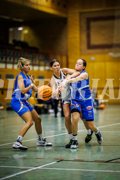 Basketball, Win2Day Basketball Damen Superliga 2023/24, Grunddurchgang 1.Runde, Vienna United, DBB LZ OÖ, Lisa Ganhör (9), Oryna Bolotnikova (26), Ylenia Bonett (5)