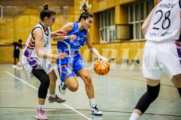 Basketball, Win2Day Basketball Damen Superliga 2023/24, Grunddurchgang 1.Runde, Vienna United, DBB LZ OÖ, Alona Dobrovolska (12), Lisa Ganhör (9)