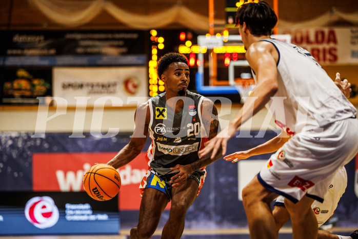 Basketball, win2day Basketball Superliga 2023/224, Grunddurchgang Runde 3, BBC Nord Dragonz, Klosterneuburg Dukes, Michael Weathers (20)