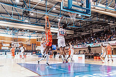 Basketball, Basketball Superliga 2023/24 , HF 2, Oberwart Gunners, Traiskirchen Lions, Jaquan Lawrence (40), Kris Monroe (13)
