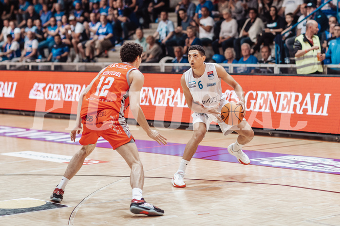 Basketball, Basketball Superliga 2023/24 , HF 2, Oberwart Gunners, Traiskirchen Lions, Nils Kuehteubl (12), Magdy Aboud-Ahmed(6)
