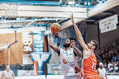 Basketball, Basketball Superliga 2023/24 , HF 2, Oberwart Gunners, Traiskirchen Lions, Kris Monroe (13), Fabricio Vay (11)