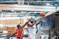 Basketball, Basketball Superliga 2023/24 , HF 2, Oberwart Gunners, Traiskirchen Lions, Kris Monroe (13), Demarcus Demonia (4)