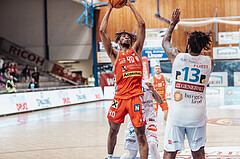 Basketball, Basketball Superliga 2023/24 , HF 2, Oberwart Gunners, Traiskirchen Lions, Jaquan Lawrence (40), Kris Monroe (13)