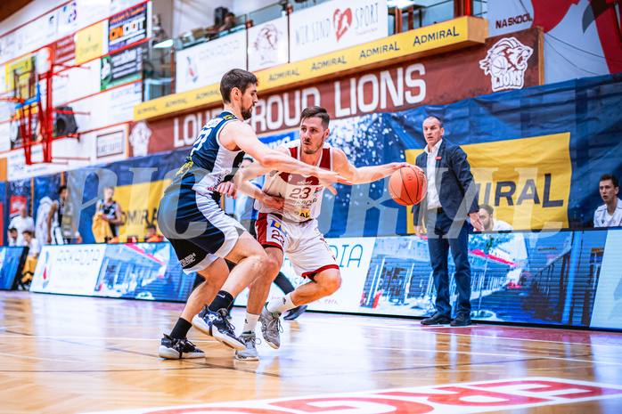 Basketball, Win2Day Superliga 2022/23, Grunddurchgang 18.Runde, Arkadia Traiskirchen Lions, OCS Swans Gmunden, Emilio Banic (23)
