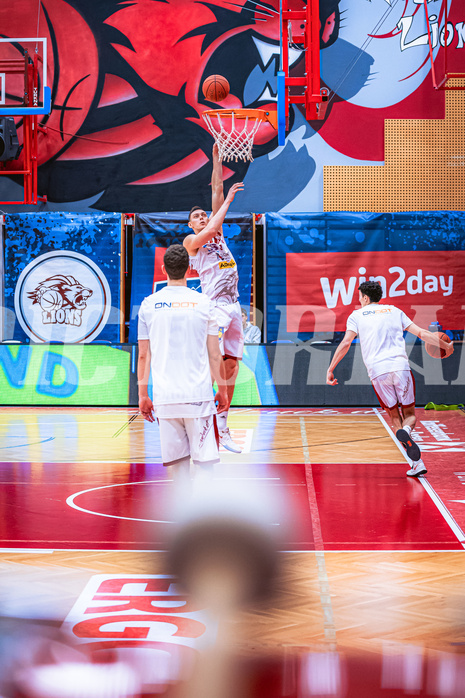 Basketball, Win2Day Superliga 2022/23, Grunddurchgang 18.Runde, Arkadia Traiskirchen Lions, OCS Swans Gmunden, Ilja Gromovs (4)