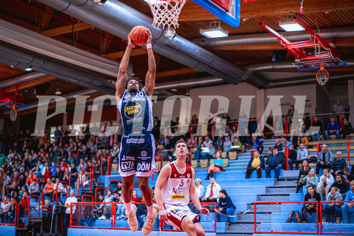 Basketball, Win2Day Superliga 2022/23, Grunddurchgang 18.Runde, Arkadia Traiskirchen Lions, OCS Swans Gmunden, Urald King (20)