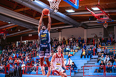 Basketball, Win2Day Superliga 2022/23, Grunddurchgang 18.Runde, Arkadia Traiskirchen Lions, OCS Swans Gmunden, Urald King (20)