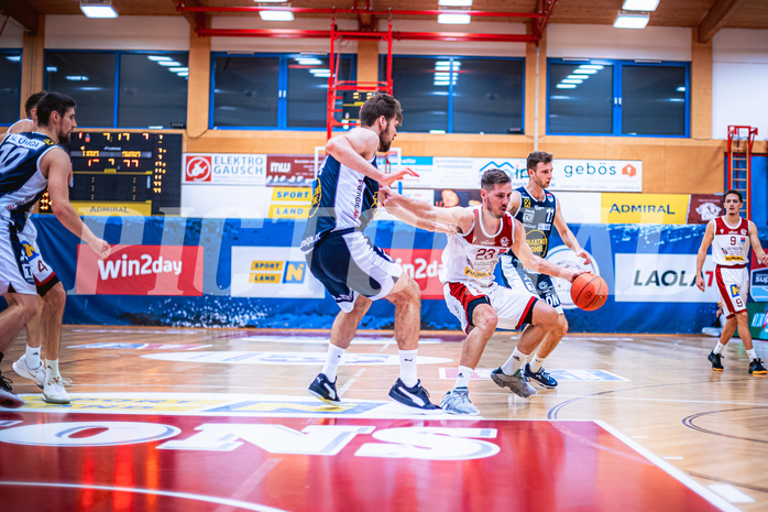 Basketball, Win2Day Superliga 2022/23, Grunddurchgang 18.Runde, Arkadia Traiskirchen Lions, OCS Swans Gmunden, Emilio Banic (23)
