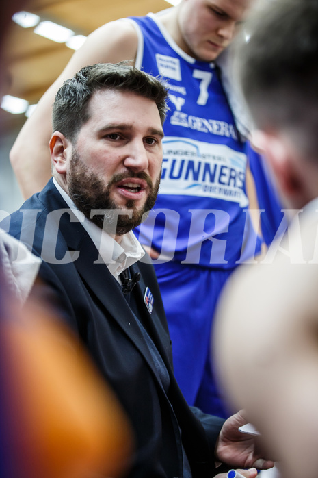 Basketball, Admiral Basketball Superliga 2019/20, Grunddurchgang 15.Runde, St. Pölten, Oberwart Gunners, Horst Leitner (Coach)