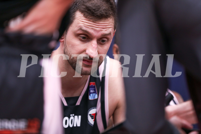 Basketball Basketball Superliga 2019/20, Grunddurchgang 15.Runde Runde Traiskirchen Lions  vs. Flyers Wels
