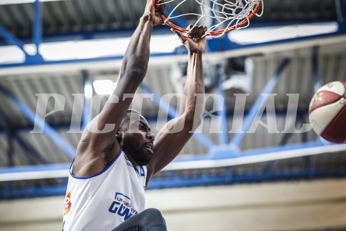 Basketball, ABL 2018/19, Grunddurchgang 35.Runde, Oberwart Gunners, Gmunden Swans, Christopher Tawiah (14)