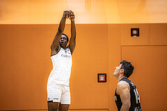 Basketball, Basketball Zweite Liga 2022/23, Grunddurchgang 19.Runde, Basket Flames, Güssing Blackbirds, Kingsley Fobi (14)
