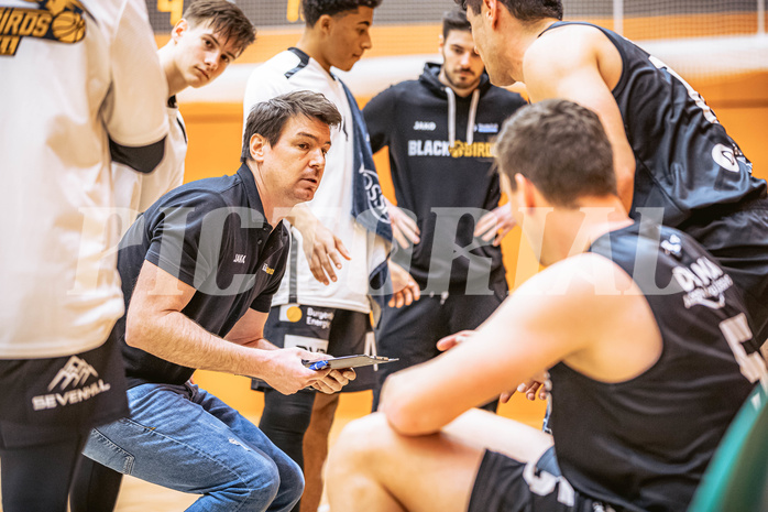Basketball, Basketball Zweite Liga 2022/23, Grunddurchgang 19.Runde, Basket Flames, Güssing Blackbirds, Daniel Müllner (Haed Coach)