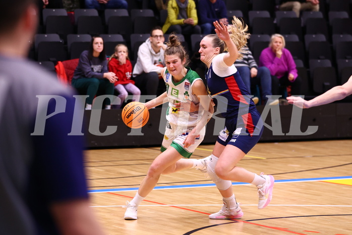 10.12.2023, Graz, Raiffeisen Sportpark, Basketball Damen Superliga 2023/24, Grunddurchgang 6.Runde, UBI Holding Graz - SKN St. Pölten Frauen ,  