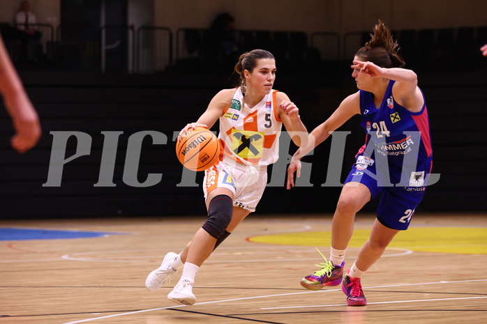 10.12.2023, Graz, Raiffeisen Sportpark, Basketball Damen Superliga 2023/24, Grunddurchgang 6.Runde, UBSC-DBBC Graz - BK Raiffeisen Duchess Klosterneuburg,  