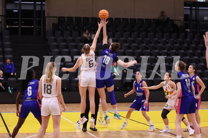 10.12.2023, Graz, Raiffeisen Sportpark, Basketball Damen Superliga 2023/24, Grunddurchgang 6.Runde, UBSC-DBBC Graz - BK Raiffeisen Duchess Klosterneuburg,  