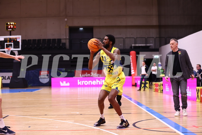 18.04.2025, Graz, Raiffeisen Sportpark Graz, Basketball Superliga 2024/25, Playoffs, Viertelfinale, Spiel 2, UBSC Graz - Gmunden Swans