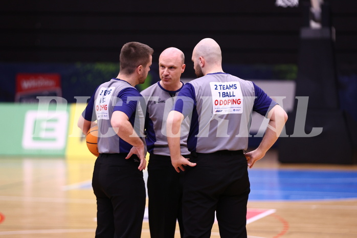 18.04.2025, Graz, Raiffeisen Sportpark Graz, Basketball Superliga 2024/25, Playoffs, Viertelfinale, Spiel 2, UBSC Graz - Gmunden Swans