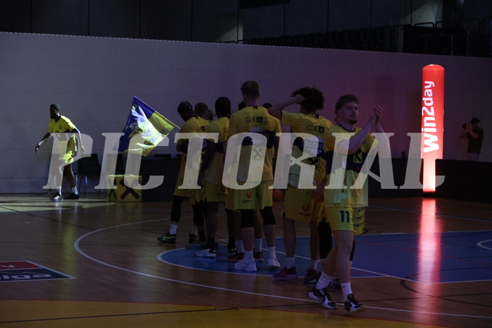 18.04.2025, Graz, Raiffeisen Sportpark Graz, Basketball Superliga 2024/25, Playoffs, Viertelfinale, Spiel 2, UBSC Graz - Gmunden Swans