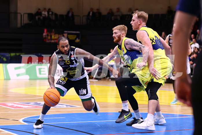 18.04.2025, Graz, Raiffeisen Sportpark Graz, Basketball Superliga 2024/25, Playoffs, Viertelfinale, Spiel 2, UBSC Graz - Gmunden Swans