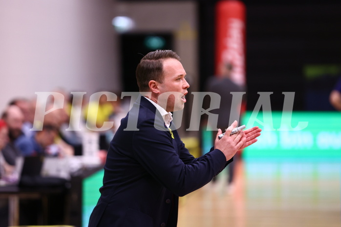 18.04.2025, Graz, Raiffeisen Sportpark Graz, Basketball Superliga 2024/25, Playoffs, Viertelfinale, Spiel 2, UBSC Graz - Gmunden Swans