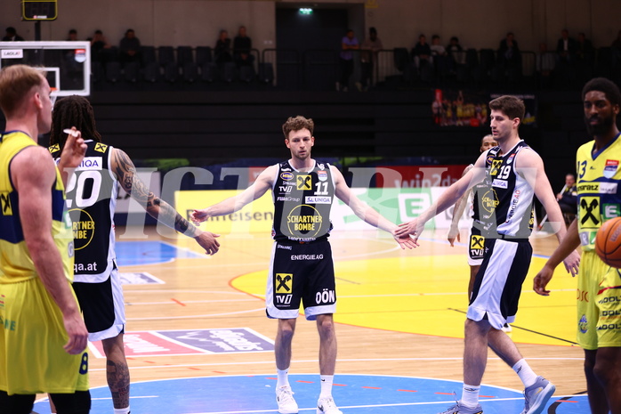 18.04.2025, Graz, Raiffeisen Sportpark Graz, Basketball Superliga 2024/25, Playoffs, Viertelfinale, Spiel 2, UBSC Graz - Gmunden Swans