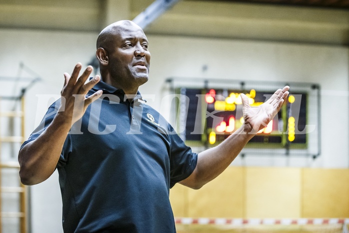 Basketball, 2.Bundesliga, Grunddurchgang 5.Runde, Mattersburg Rocks, Mistelbach Mustangs, James WILLIAMS (Headcoach)