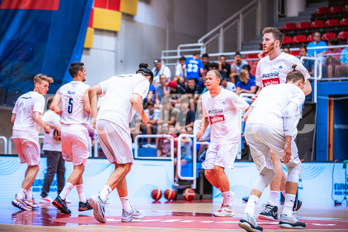 Basketball, FIBA Men´s Eurobasket Qualifiers 2023, , Österreich, Zypern, David Vötsch (9), Jakob Pöltl (12)
