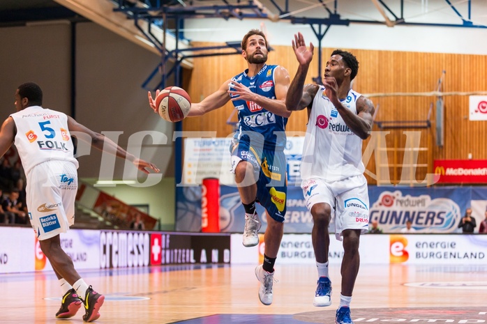 Basketball, ABL 2016/17, Grunddurchgang 7.Runde, Oberwart Gunners, Kapfenberg Bulls, Armin Woschank (16), Jamari Traylor (9)